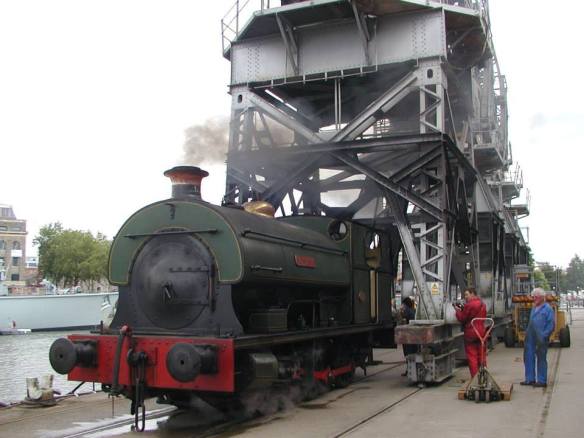 With the refurbishment of M Shed under way, the power supply to the cranes was cut off. Henbury stepped in to help once more, and with the help of some chains, dragged the cranes into position